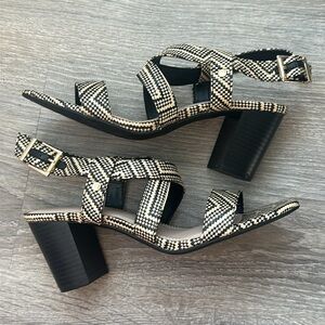 KELLY & KATIE Woven Patterned Block Heeled Frannie Sandals NEW